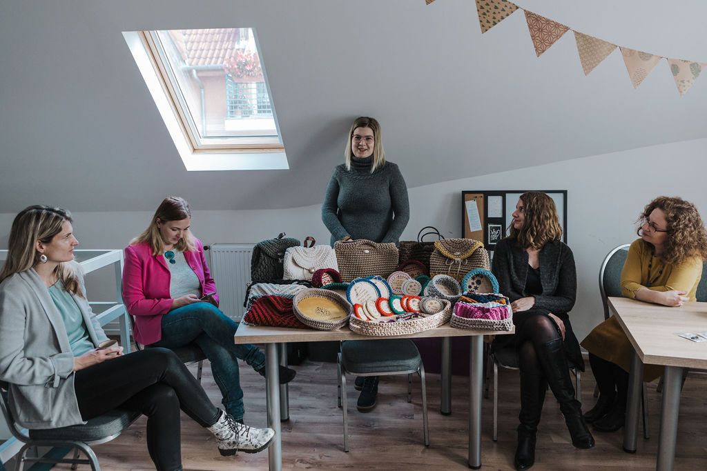 termékbemutató bemutatkozás by Dekorfonal